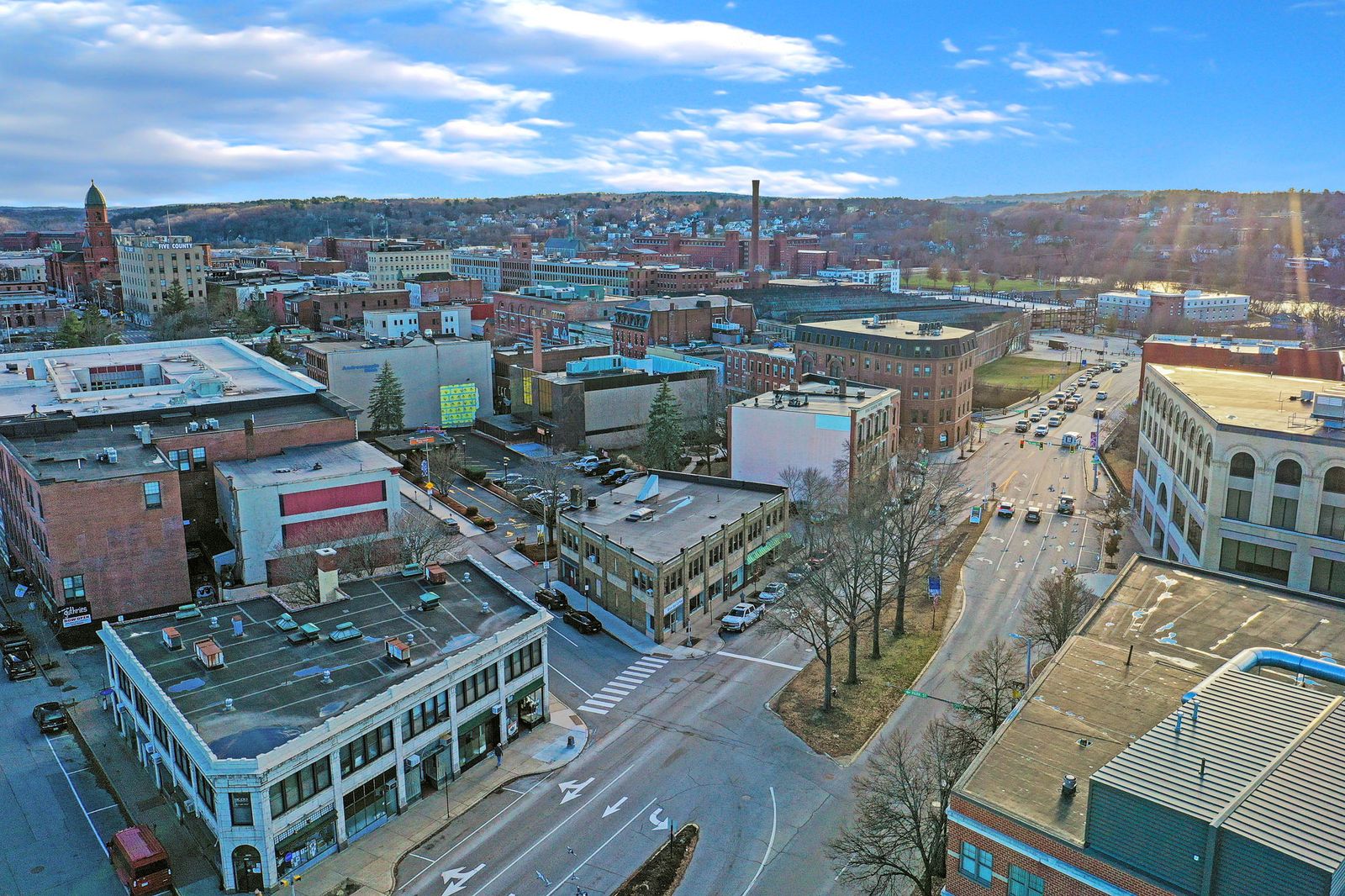 Photo 4 of 183 Main St