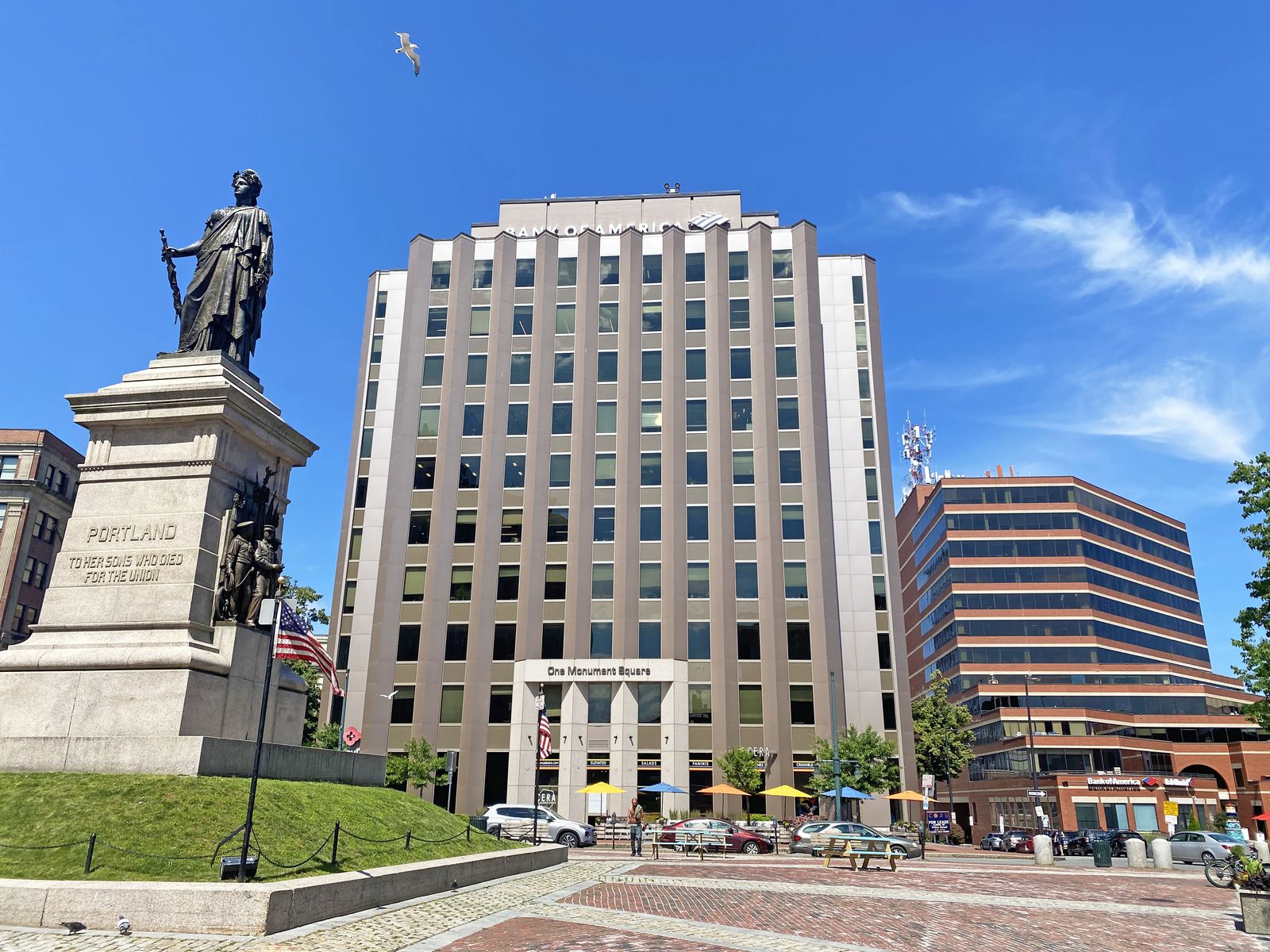 Photo 10 of 1 Monument Sq
