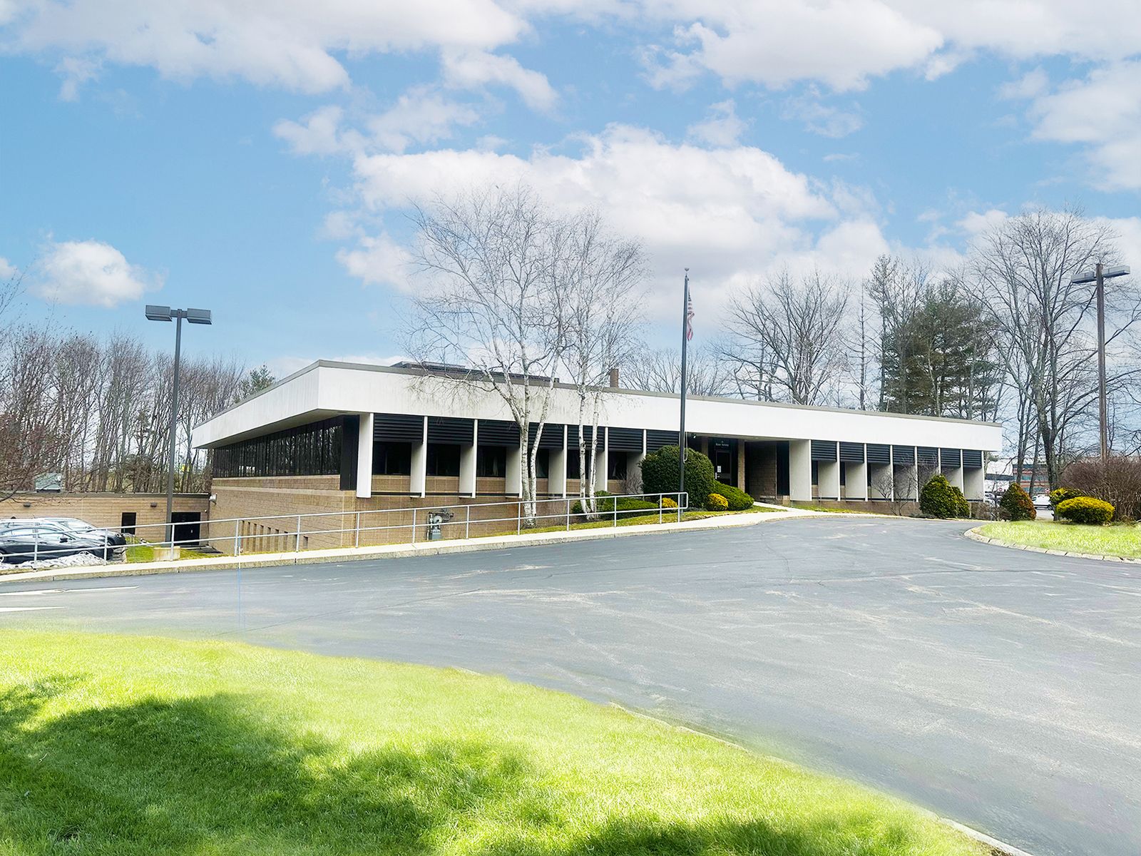 Photo 9 of 6 Manor Pkwy