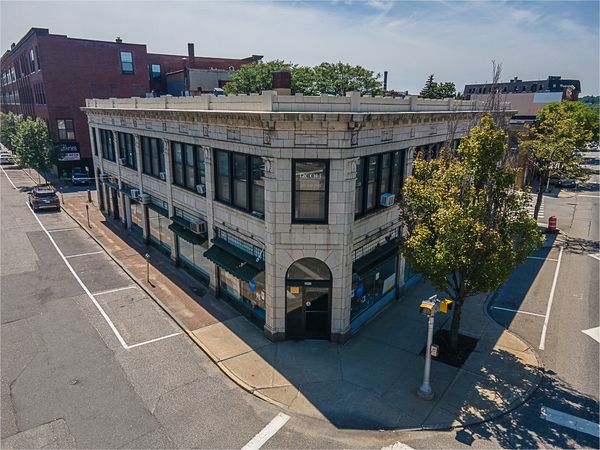 195 Main Street