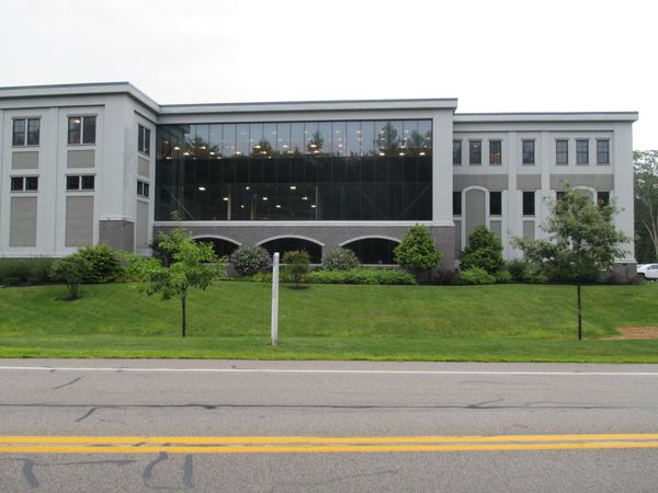 300 Constitution Ave