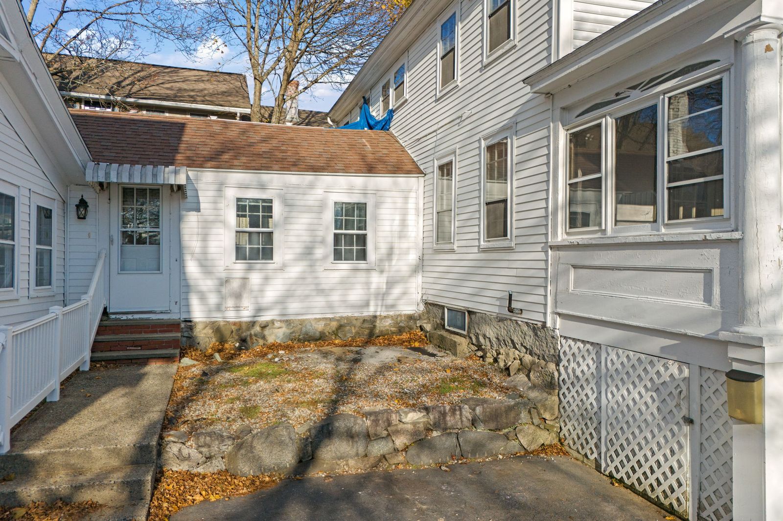 Photo 4 of 80 Lafayette Rd
