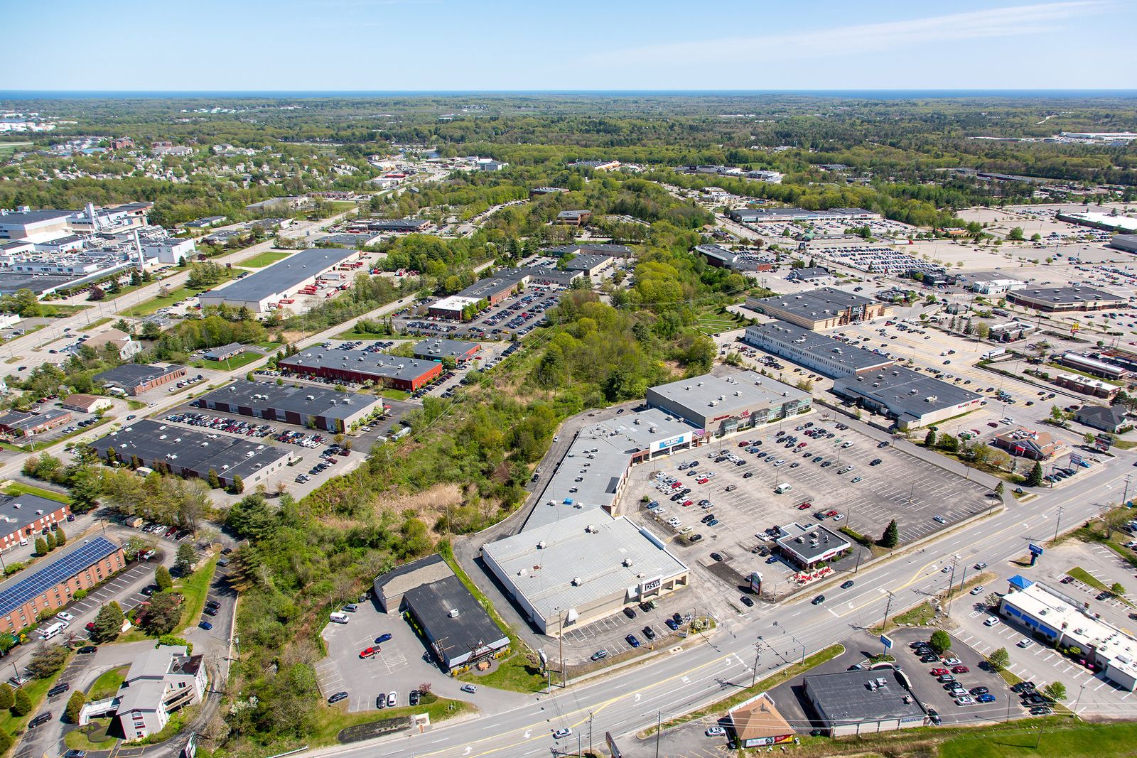 Photo 2 of 198 Maine Mall Rd 