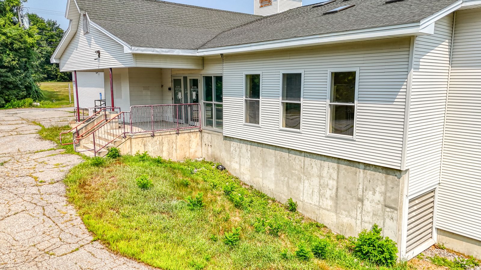 Photo 9 of 10 Pet Haven Ln
