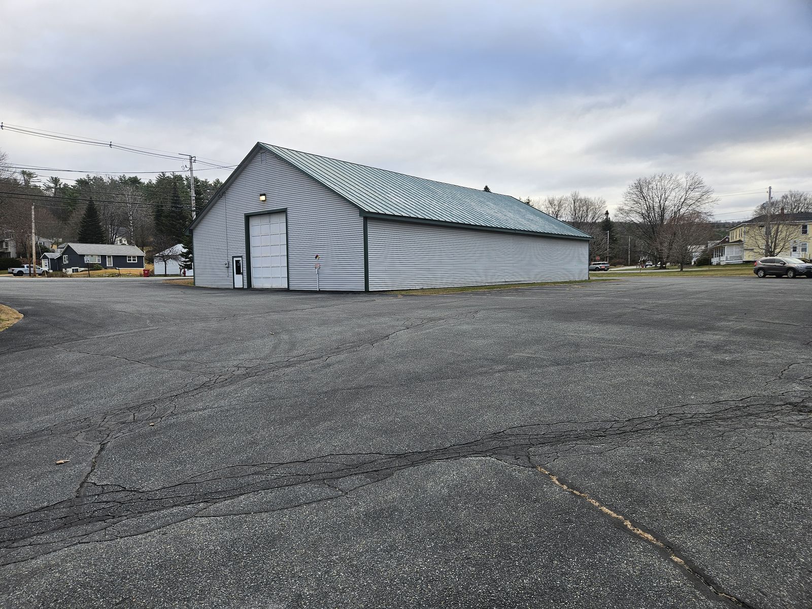 Photo 18 of 240 Meriden Rd