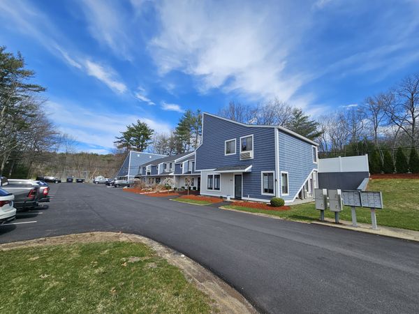 10 Chestnut Dr.