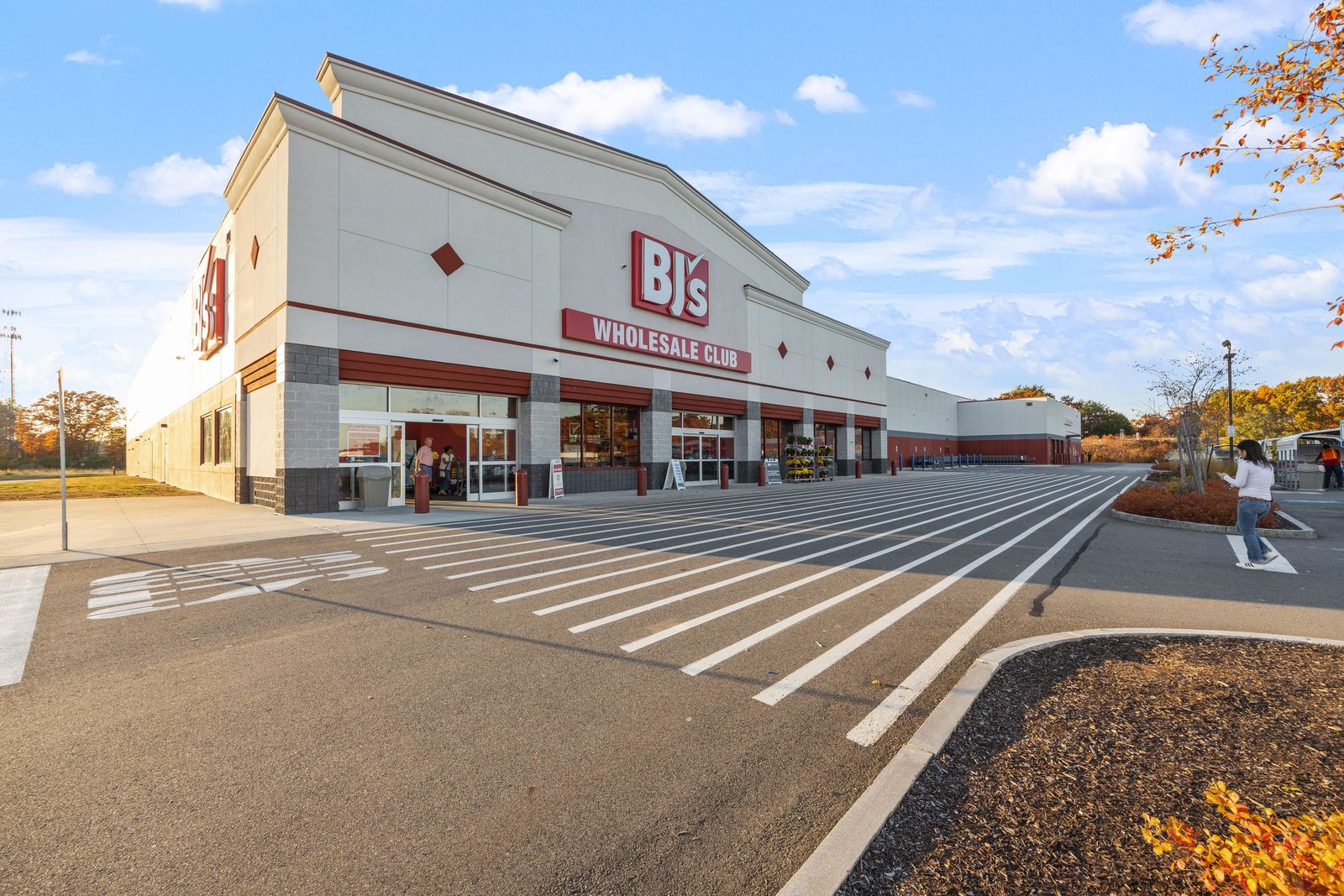 Photo 12 of 570 Lafayette Road (Seabrook Crossing)