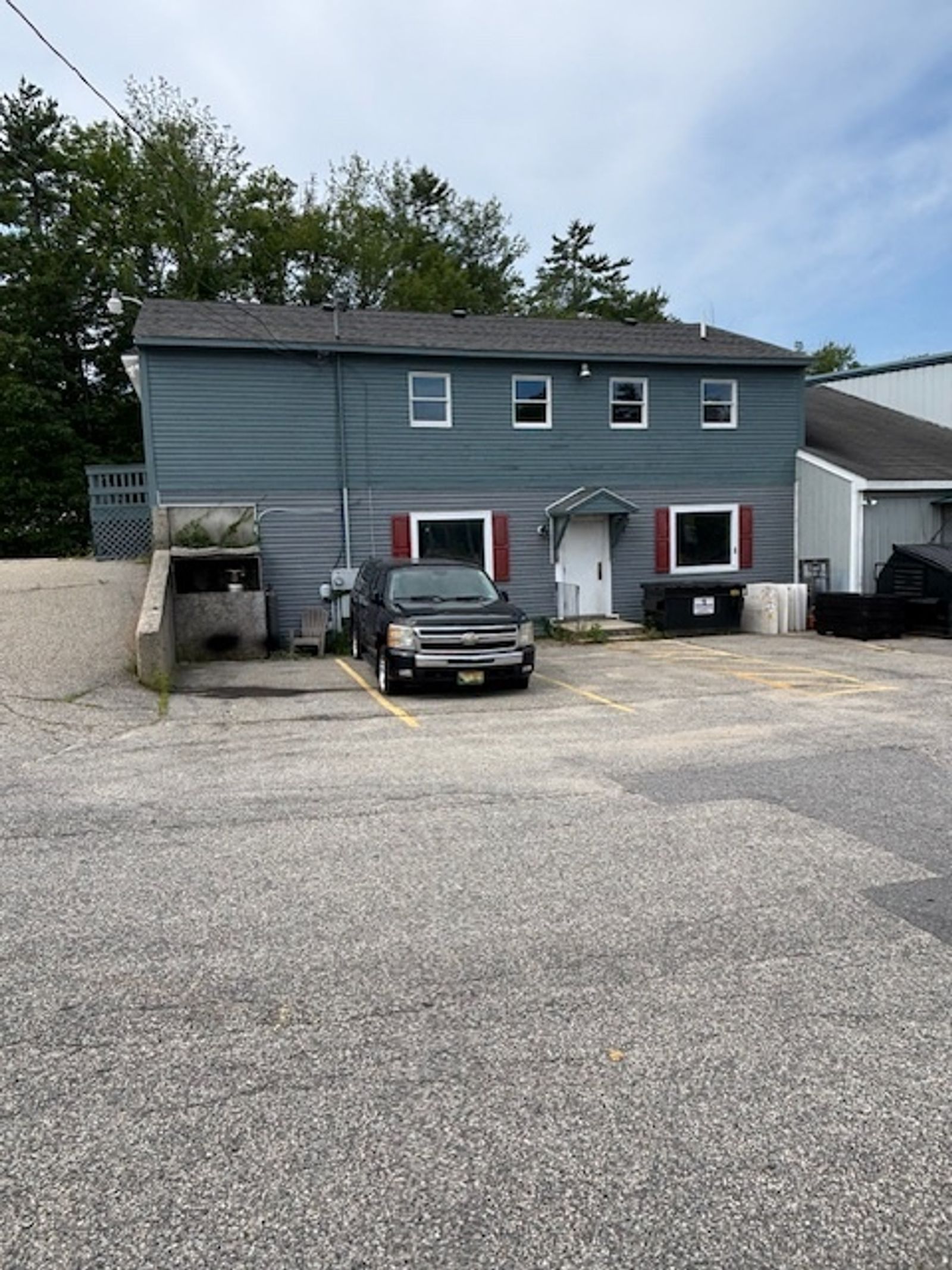 Photo 2 of 400 Narragansett Trl