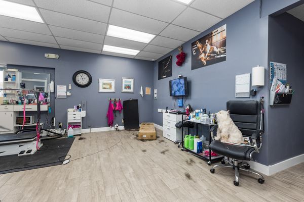 892 Lafayette Rd