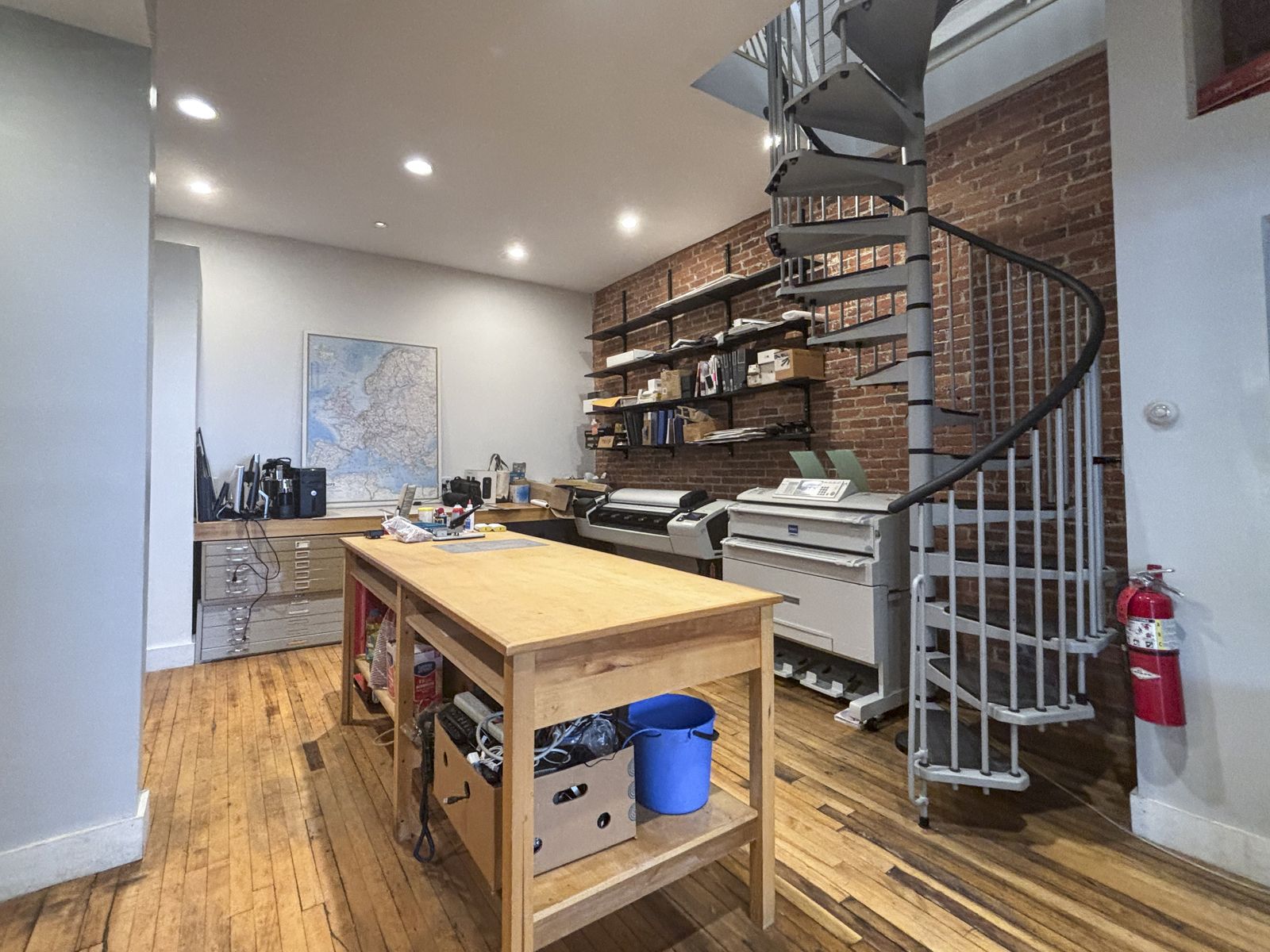 Photo 82 of Plaza 800