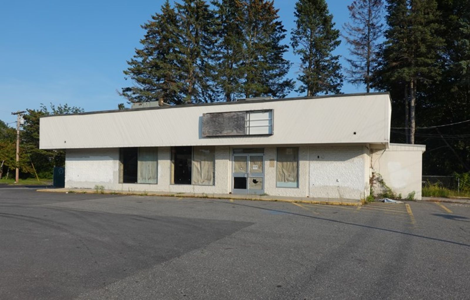 Photo 1 of 684 Main St