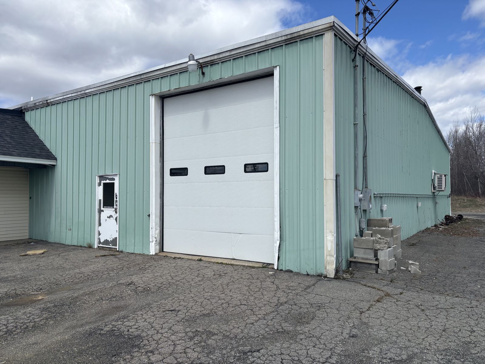 Photo 5 of 121 Target Industrial Circle