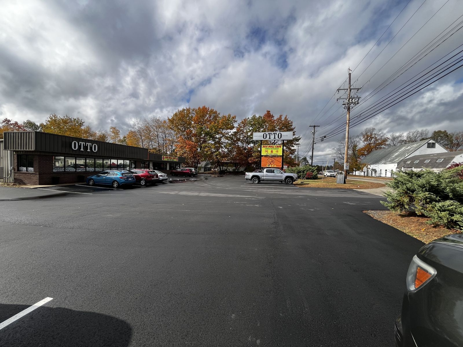 Photo 4 of 1299 Main St.