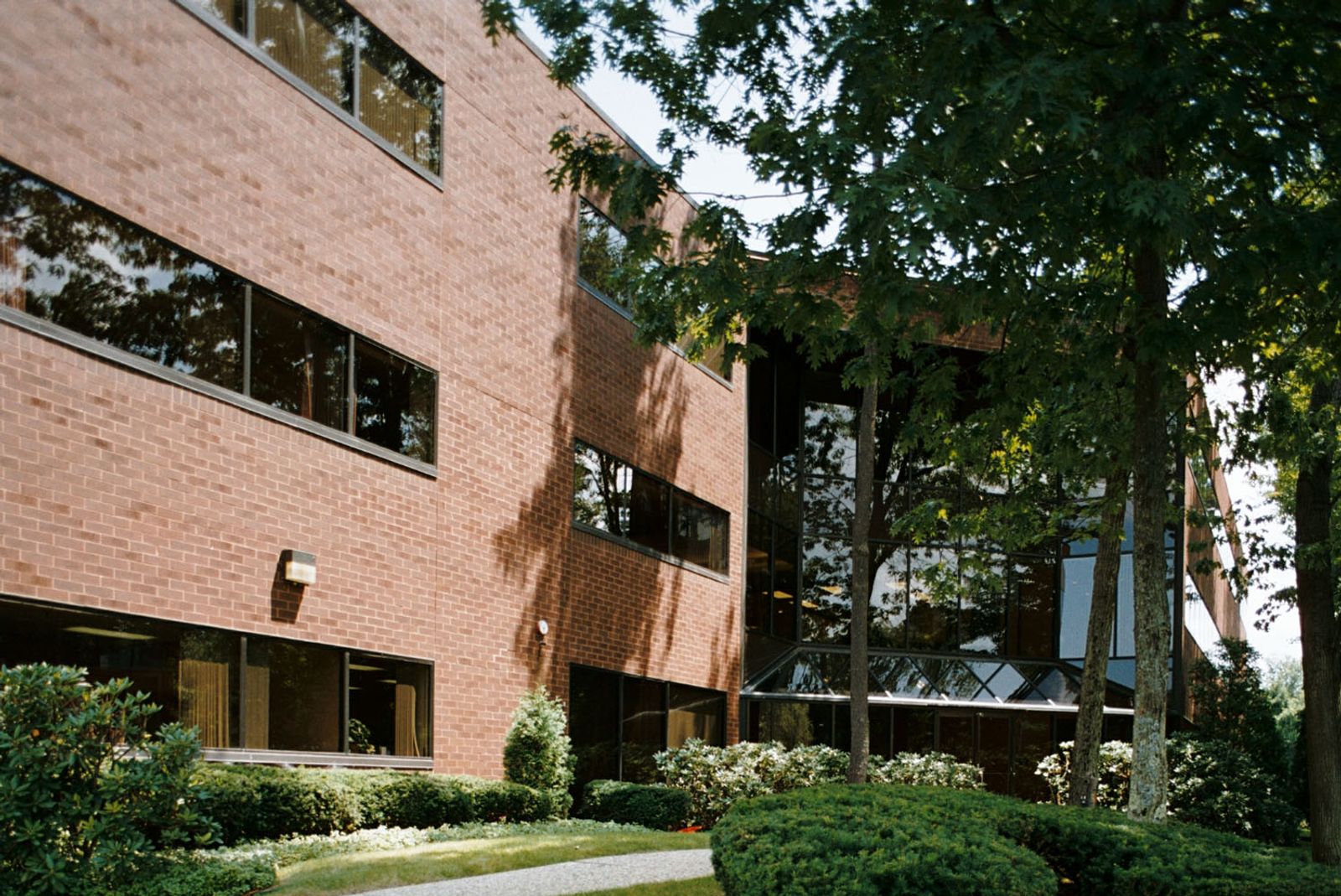 Photo 5 of 2 Executive Park Dr