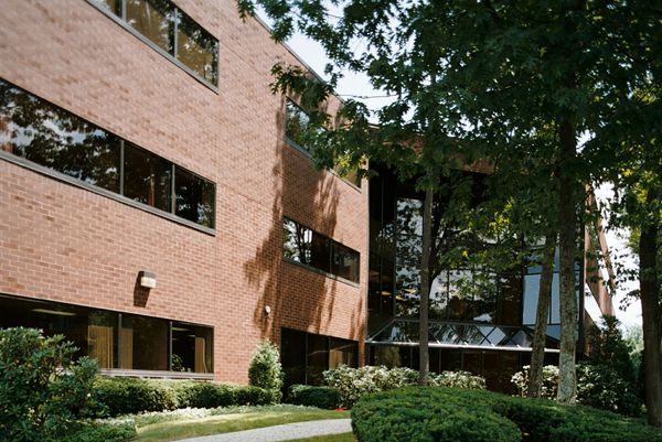 2 Executive Park Dr