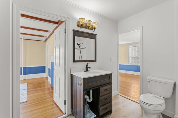 80 Lafayette Rd
