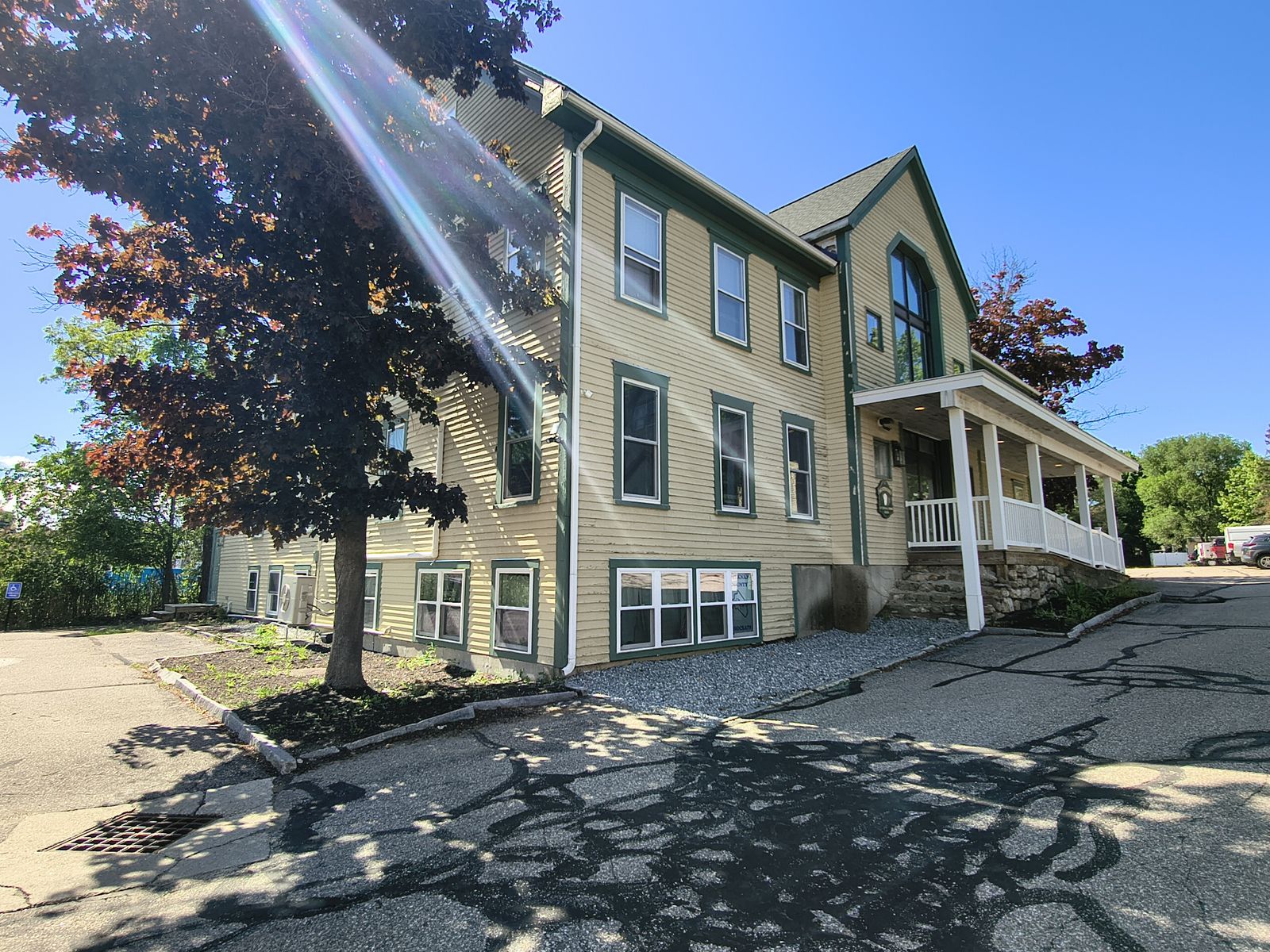 Photo 14 of 376 Union Ave