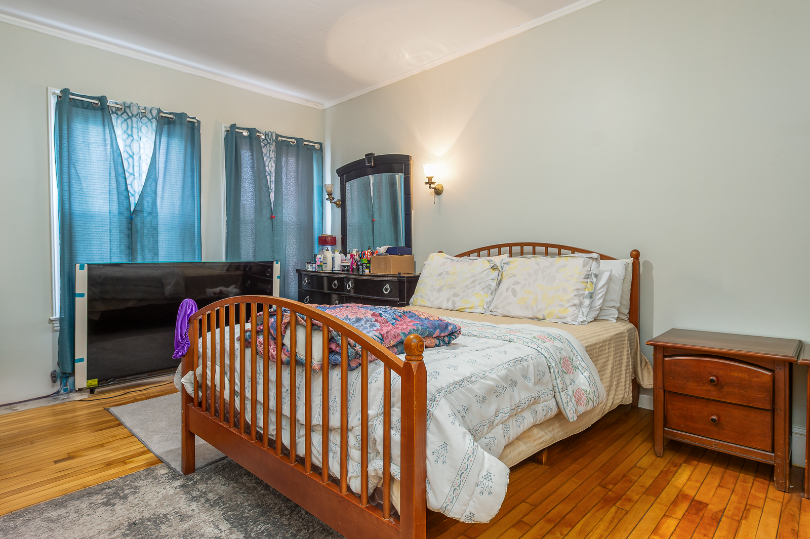 Photo 34 of 31 Drummond St