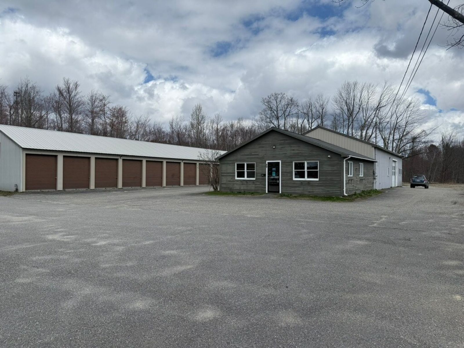 Photo 3 of 89 Peck Farm Rd.