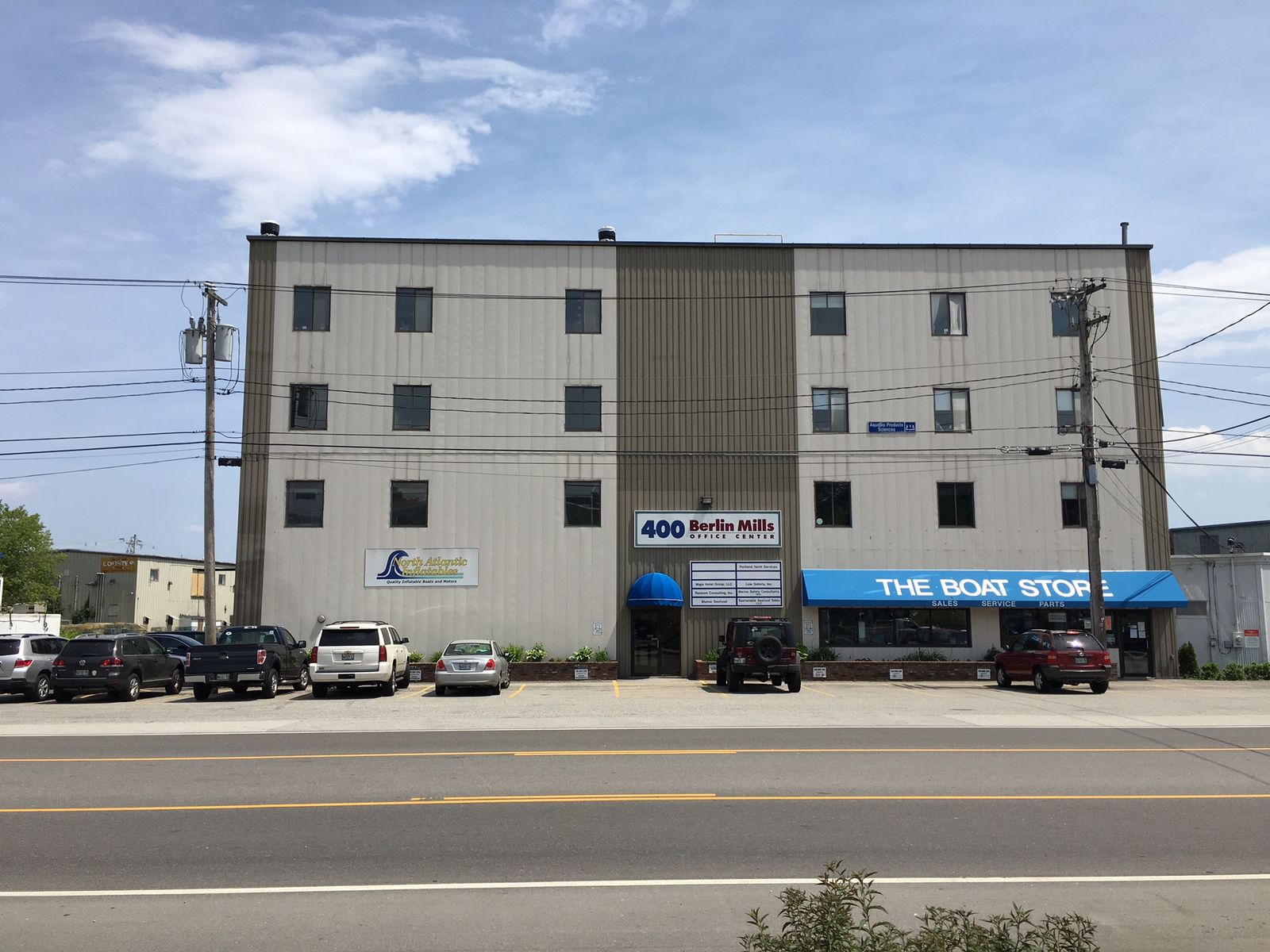 Photo 4 of 400 Commercial St