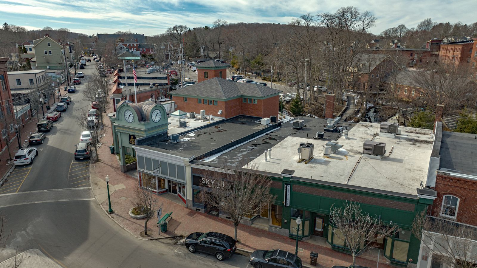 Photo 127 of 45 Main St