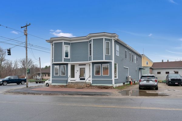 924 Main Street