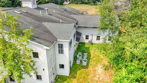 10 Pet Haven Ln
