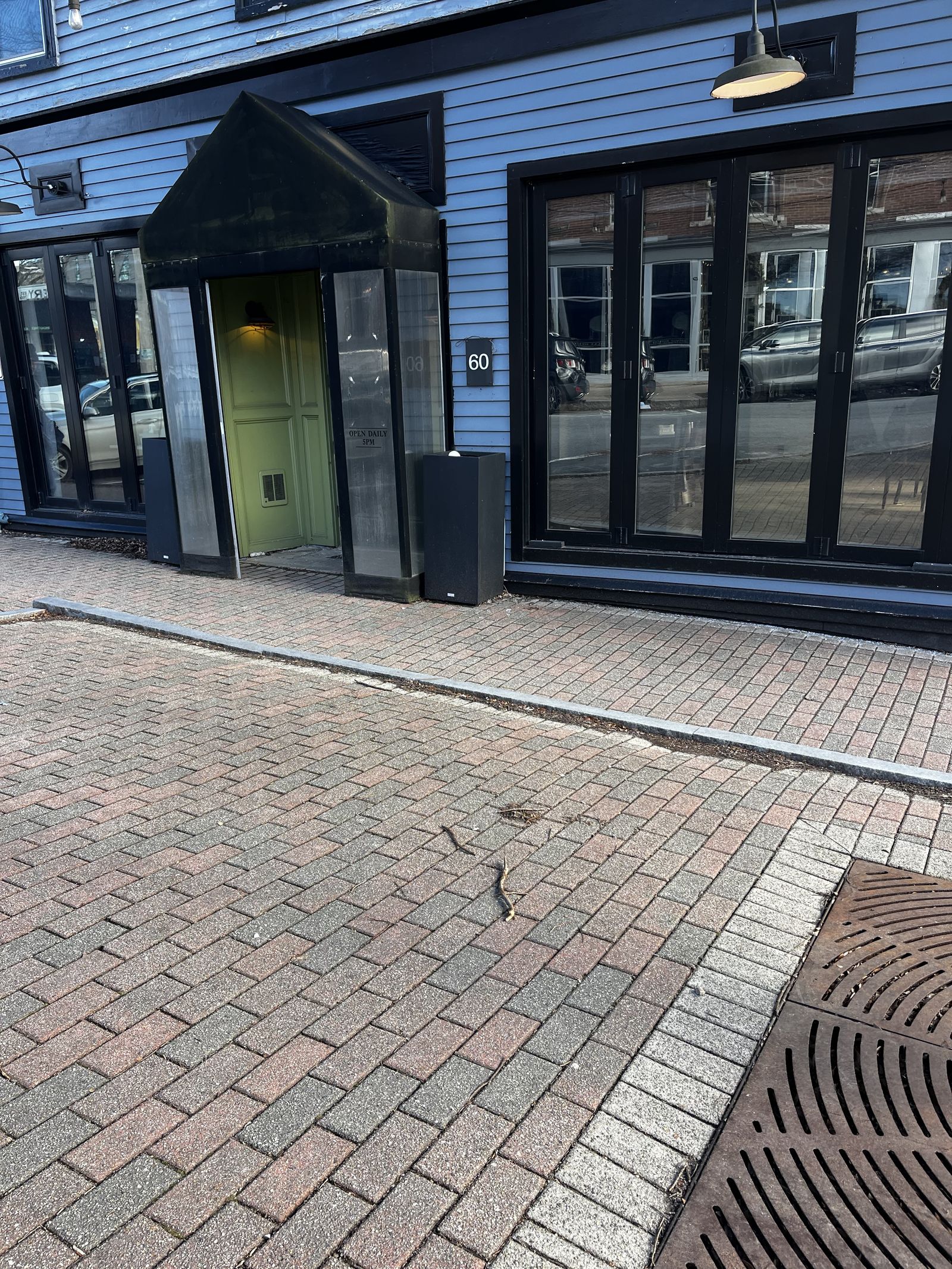 Photo 2 of 60 Wallingford Sq