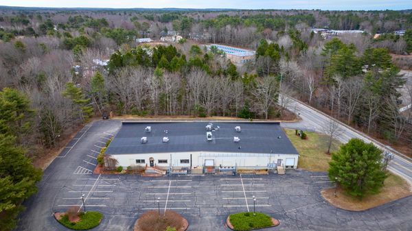 4 Industrial Pkwy