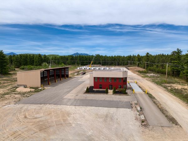 3 14' Heated Garage Bays, 5-Bay Steel Lean-to, w/Office