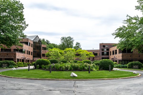 500 Southborough Dr