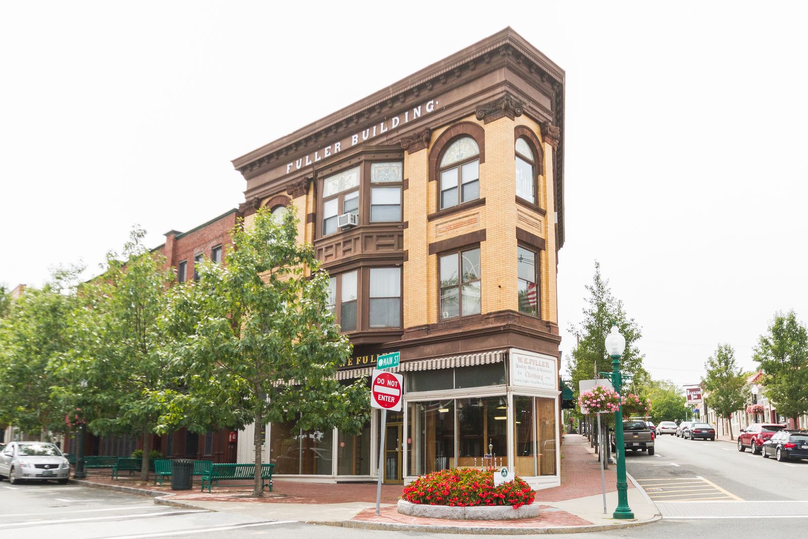 Photo 7 of 45 Main St
