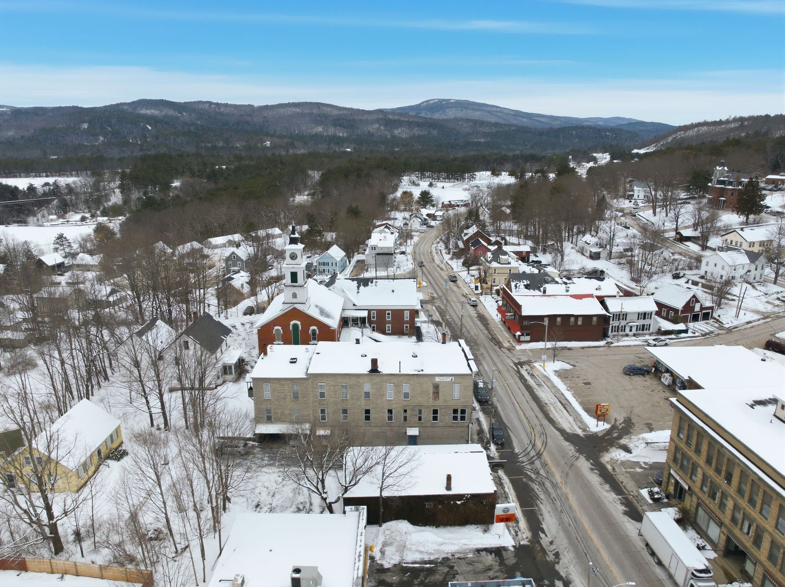 Photo 41 of 47 Main Street