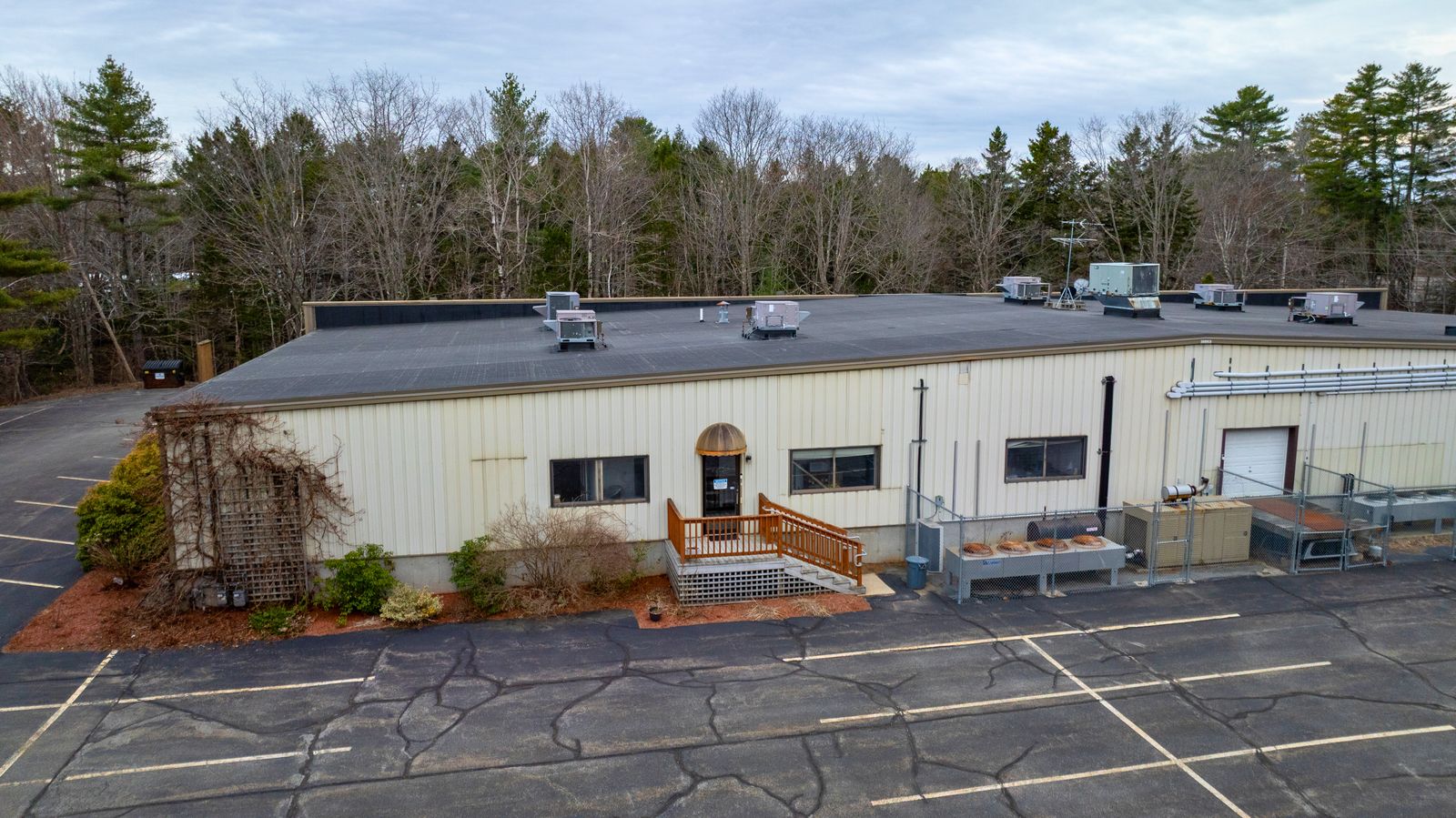 Photo 18 of 4 Industrial Pkwy