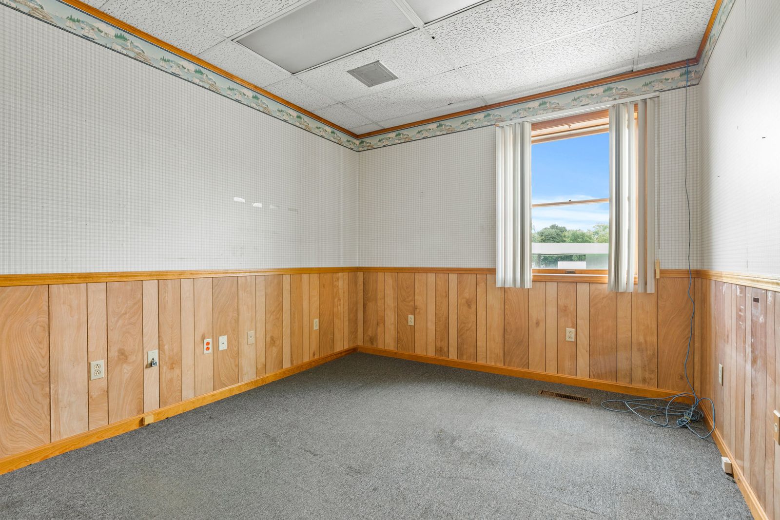 Photo 6 of Versatile Office Space