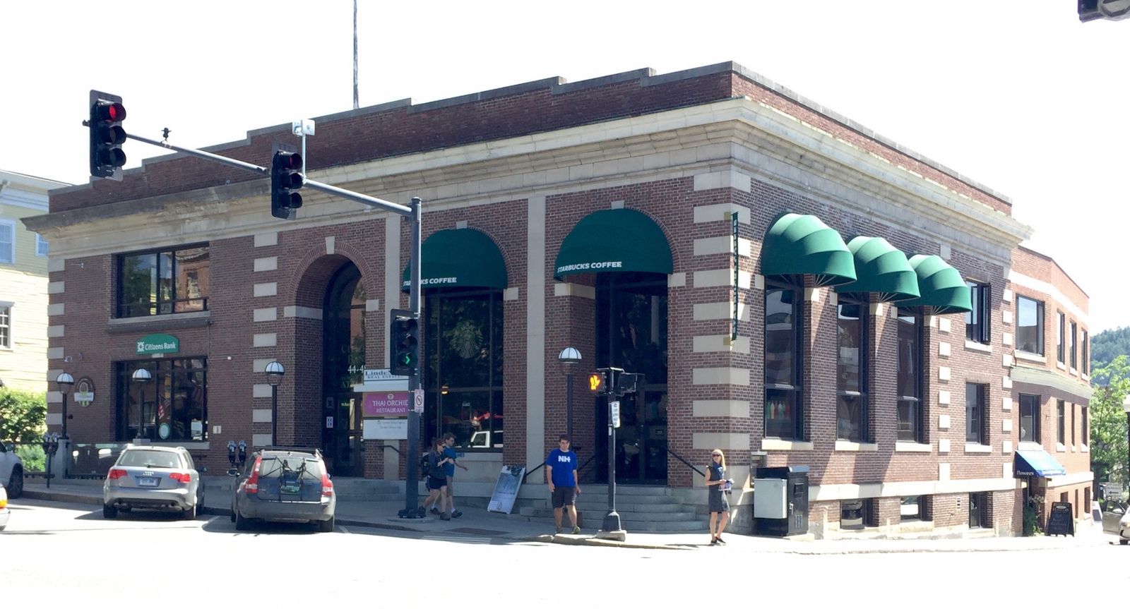 Photo 3 of 44 S Main St