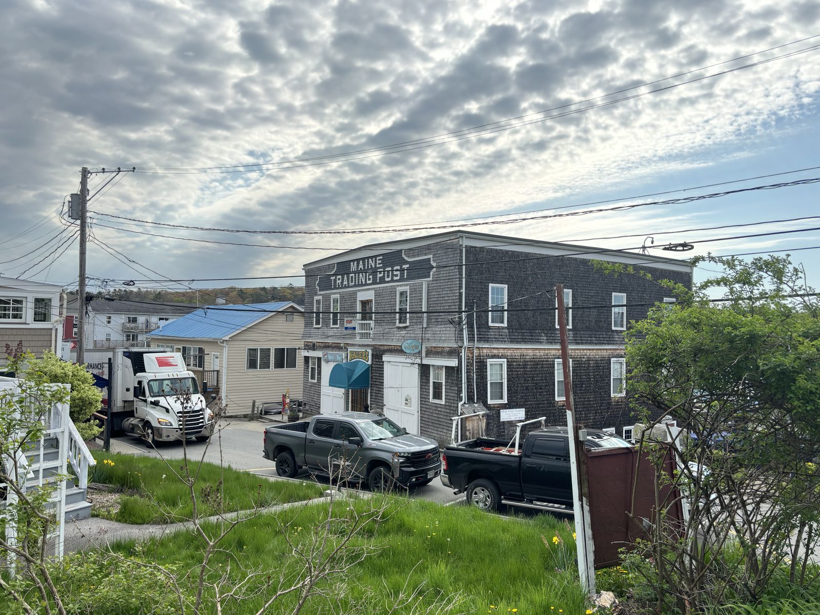 Photo 9 of 48 Commercial St