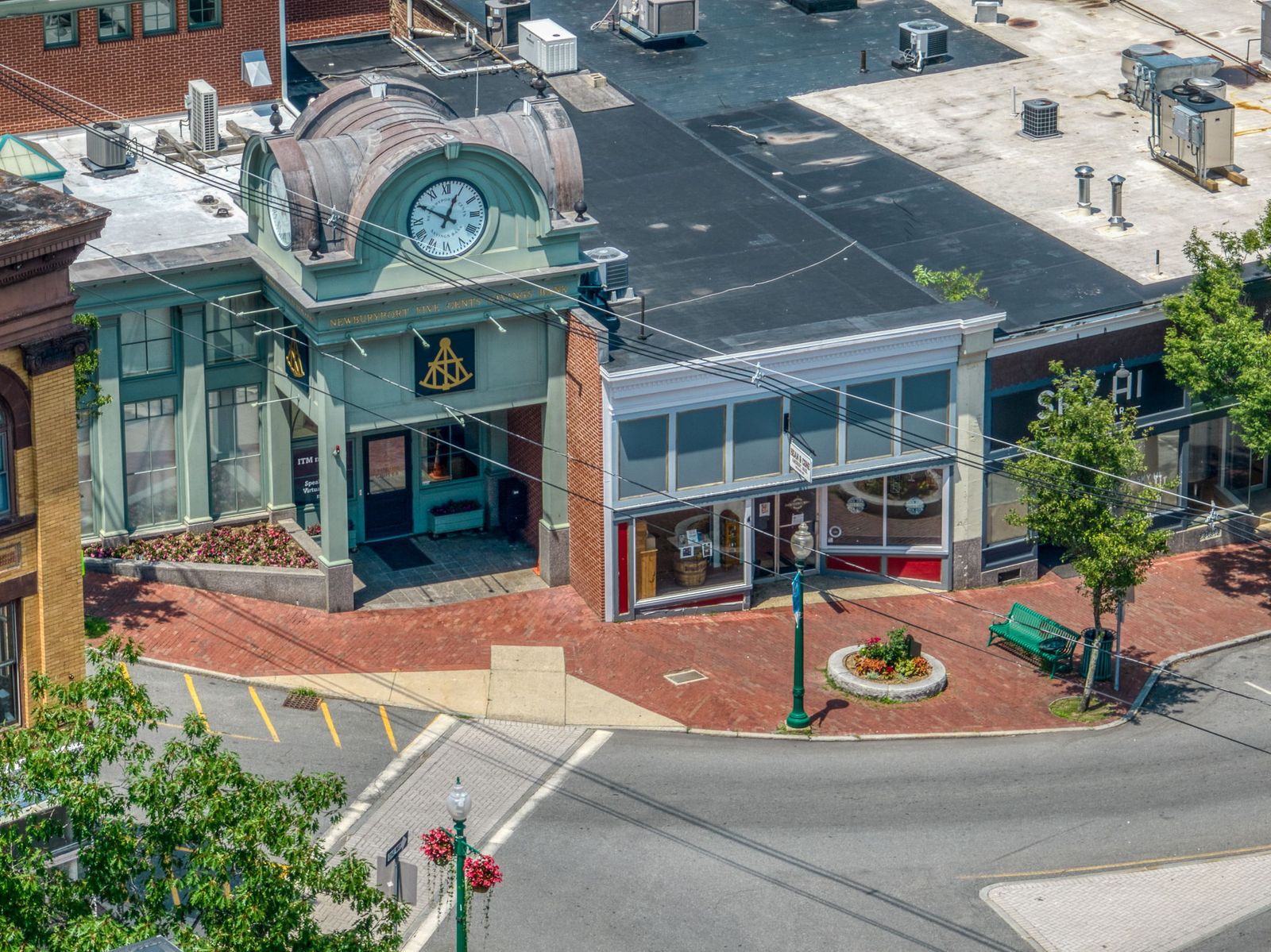 Photo 131 of 45 Main St