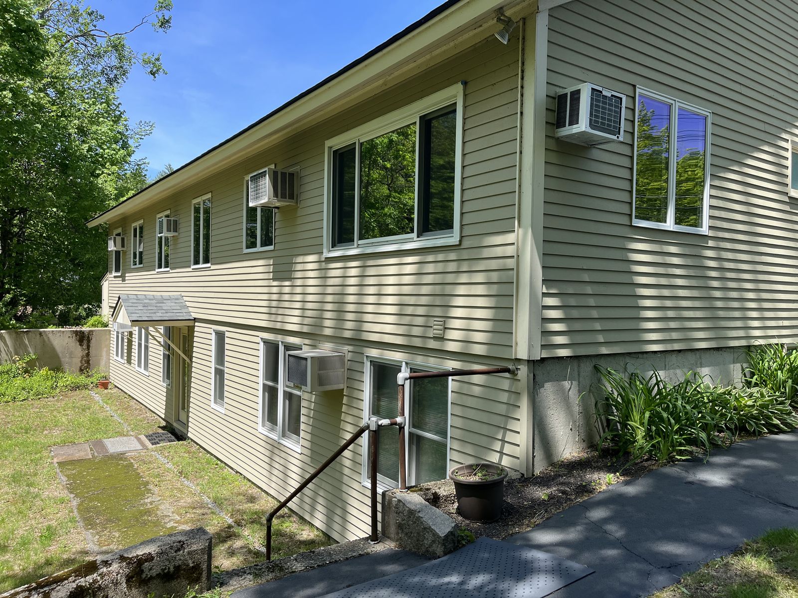 Photo 5 of 124 Fletcher St