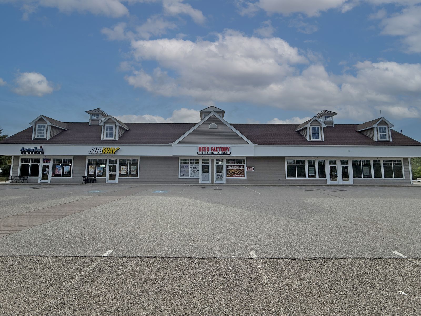 Photo 13 of 71 Calef Hwy