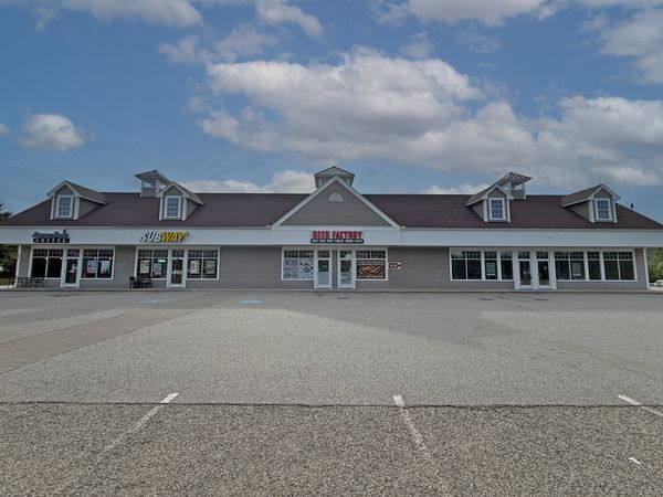 71 Calef Hwy