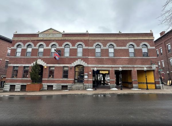 Restaurant/Office Building For Sale
