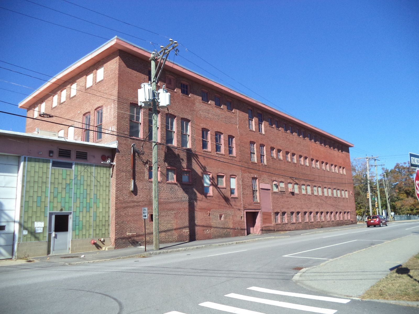 Photo 7 of 121 Valley Street