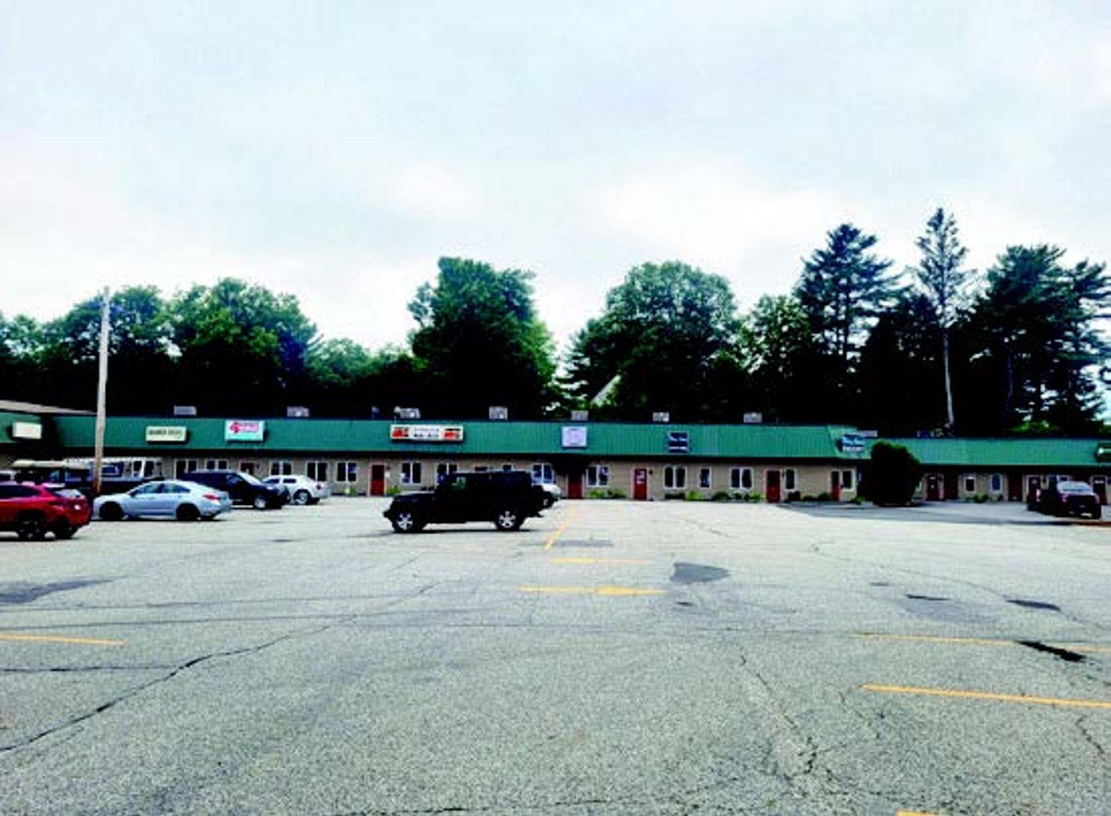 Photo 5 of 675 Main St