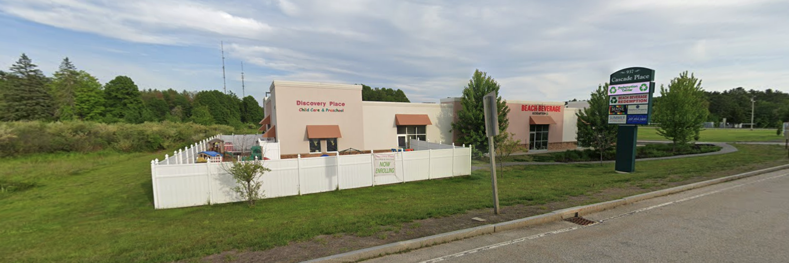 Photo 4 of 937 Portland Rd