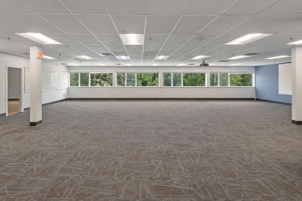 28 Pond View Dr