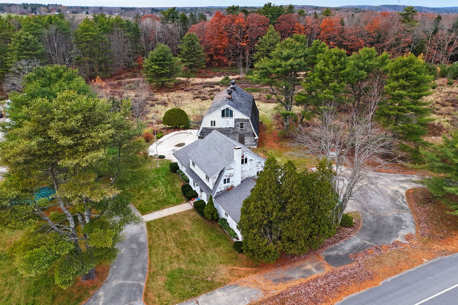 Photo 2 of 210 Augusta Rd
