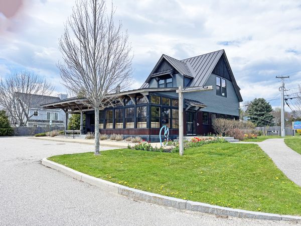 517 Ocean House Rd