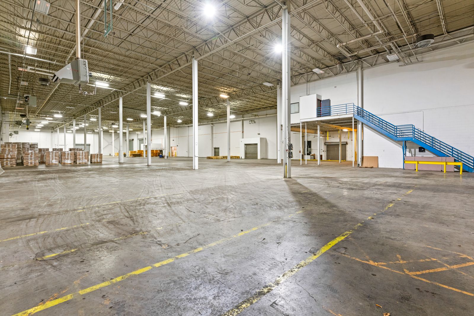 Photo 11 of Large Scale, High-Bay Warehouse