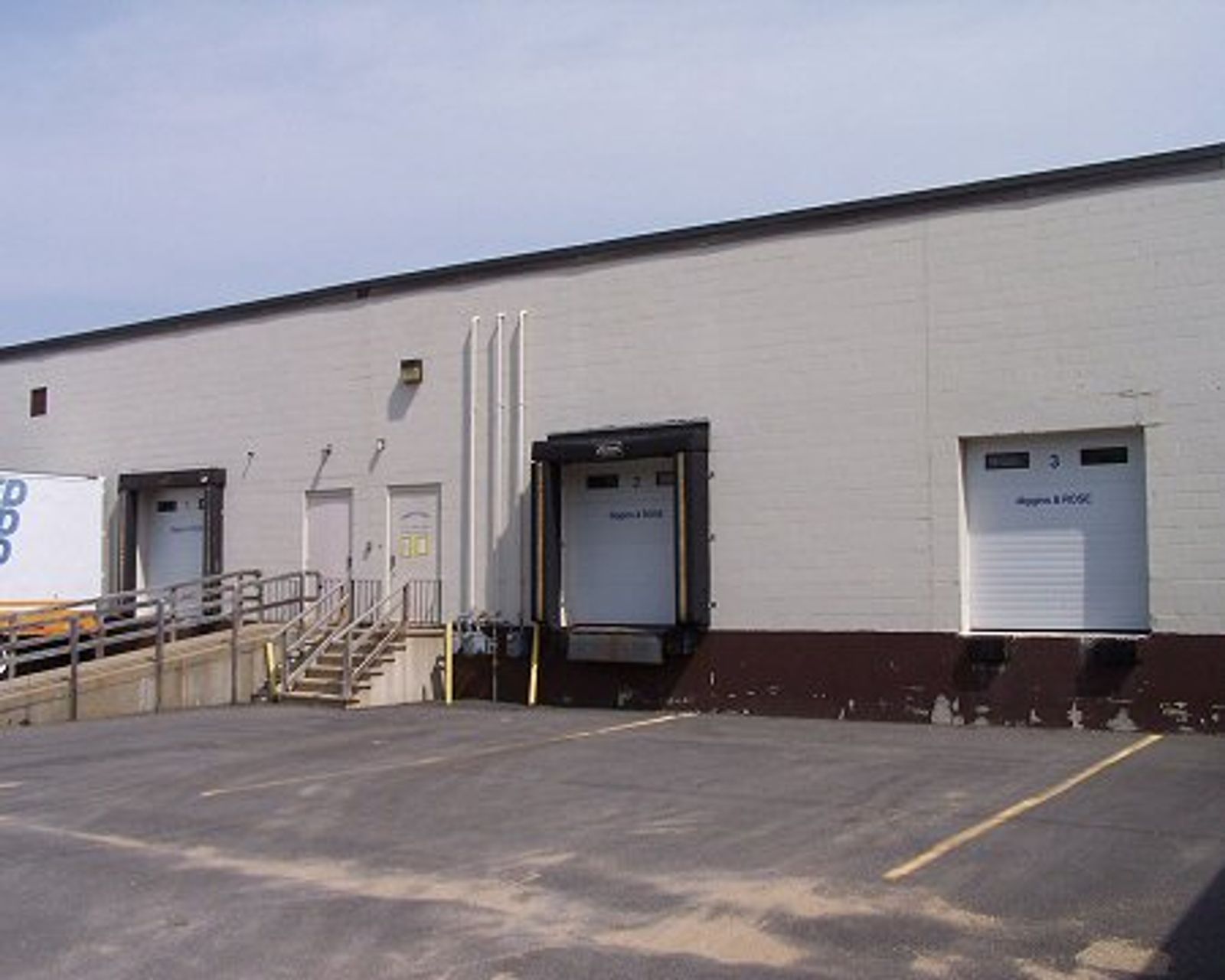 Photo 6 of 444 E Industrial Park Dr